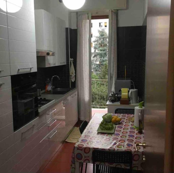 Splendido Appartamento In Zona Fiera A Болоня Екстериор снимка