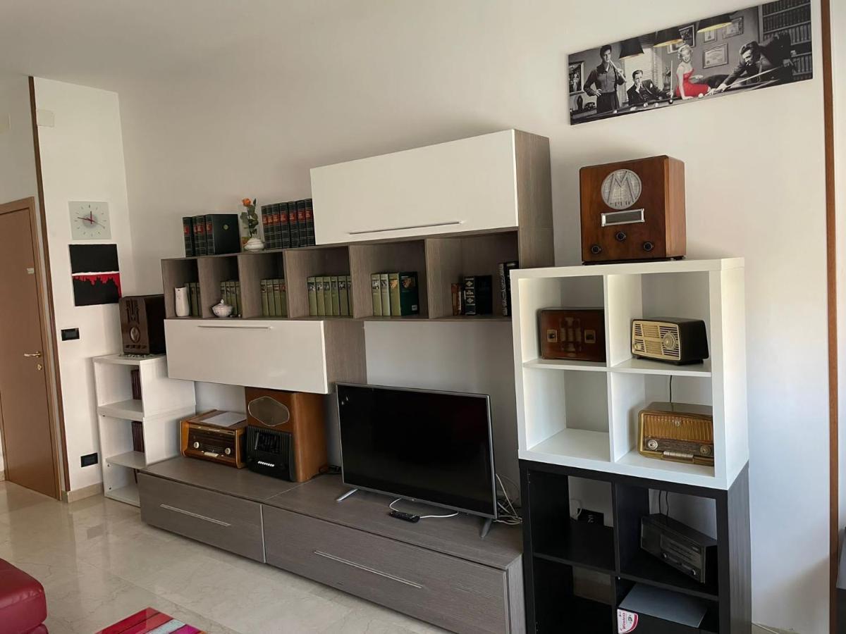 Splendido Appartamento In Zona Fiera A Болоня Екстериор снимка