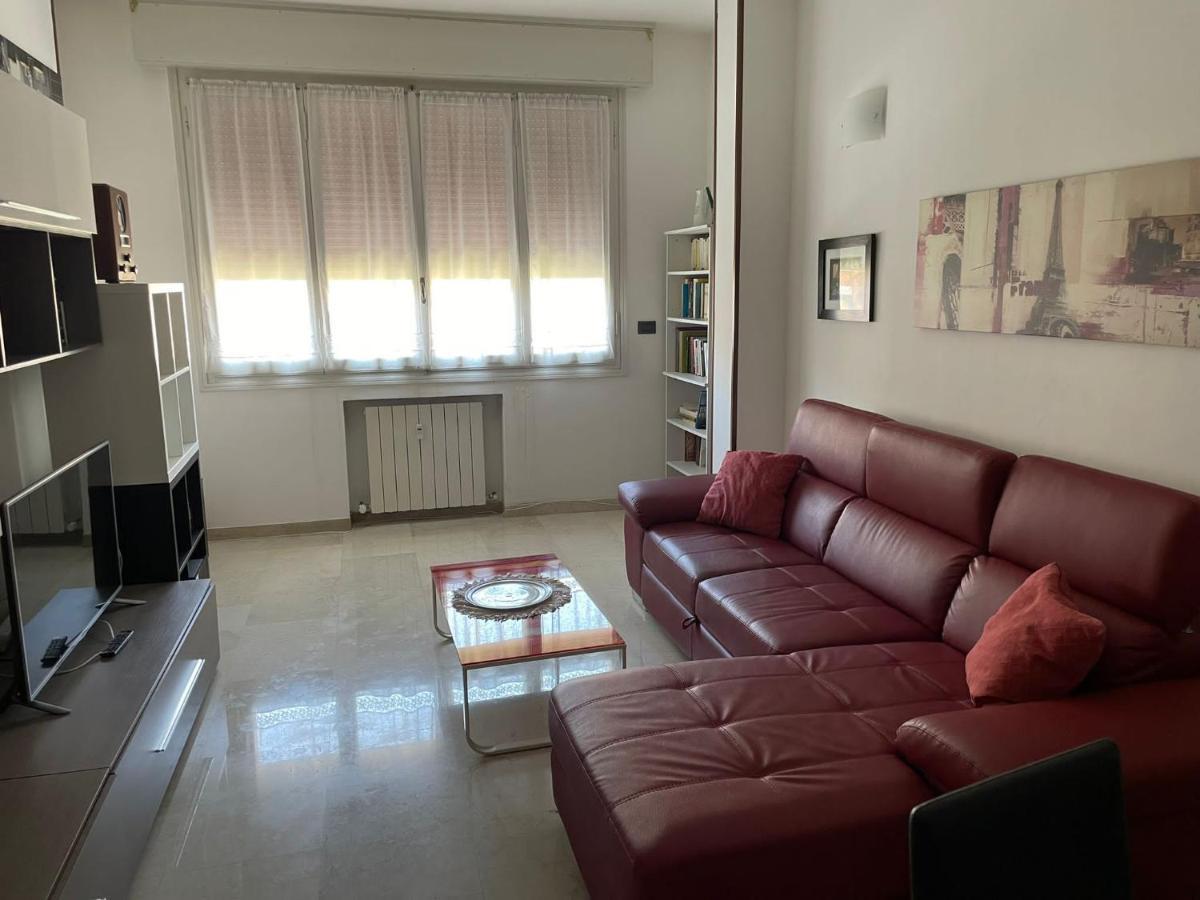 Splendido Appartamento In Zona Fiera A Болоня Екстериор снимка